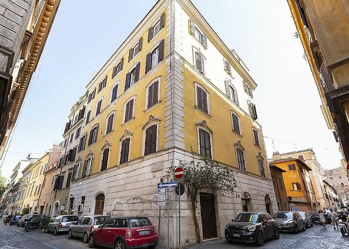 Emma's Borgo, Vatican Apartment *
