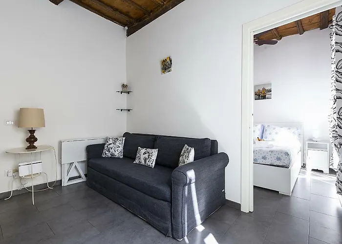 Emma's Borgo, Vatican Appartement *